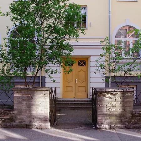 Large 3-Room Apartment In A Historic House Tallinn Exterior photo