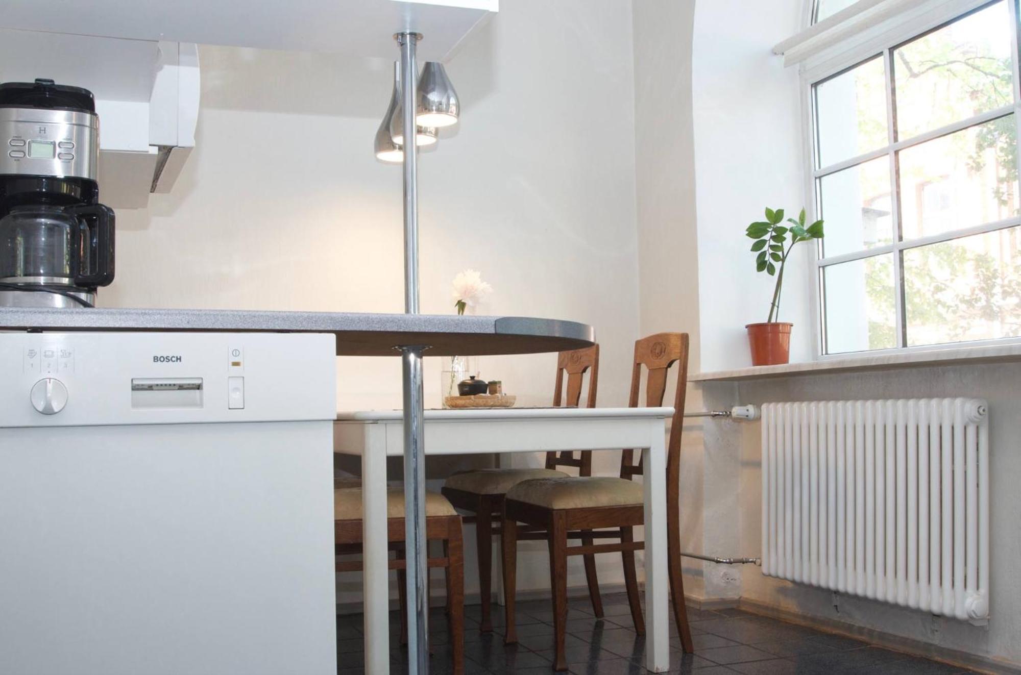 Large 3-room In A Historic House